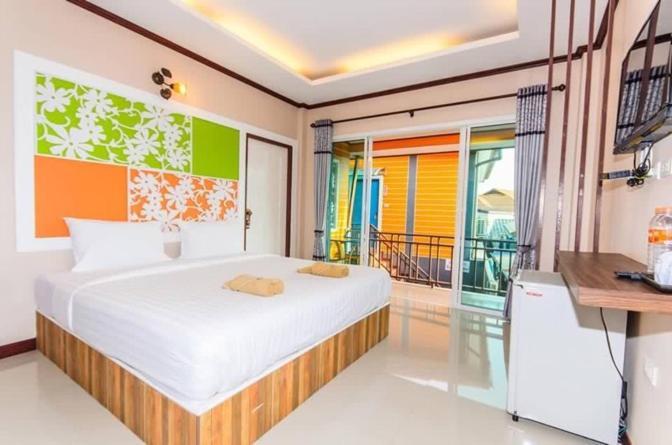 The Harbor Front เกาะล้าน Hotel Ngoại thất bức ảnh