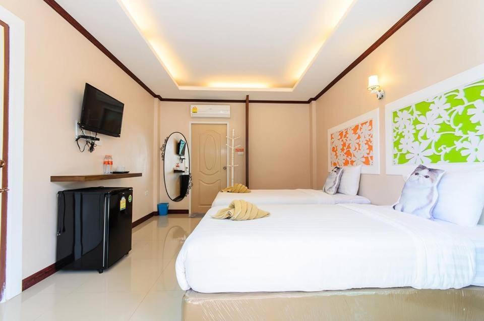 The Harbor Front เกาะล้าน Hotel Ngoại thất bức ảnh
