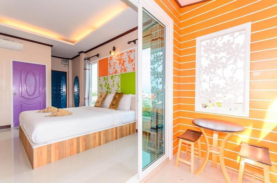 The Harbor Front เกาะล้าน Hotel Ngoại thất bức ảnh