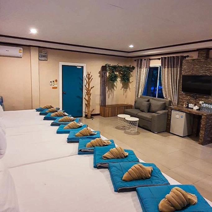 The Harbor Front เกาะล้าน Hotel Ngoại thất bức ảnh